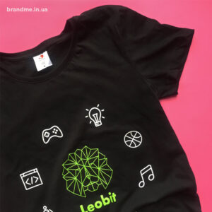 Корпоративная футболка для компании «Leobit»