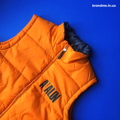 Корпоративные жилетки для компании 