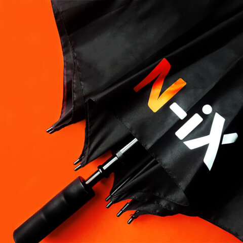 Черные зонты для компании 