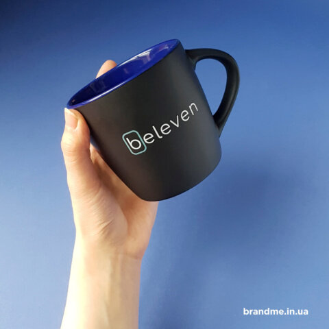 Черные матовые чашки для компании Beleven