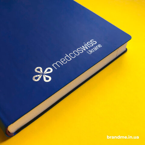 Тиснение серебряной фольгой на ежедневниках для 