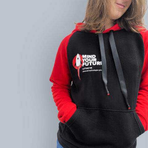 Креативные худые с яркими принтами