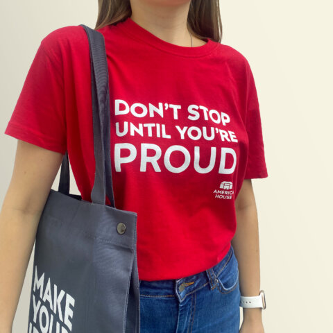 Стильная промо-одежда с логотипом