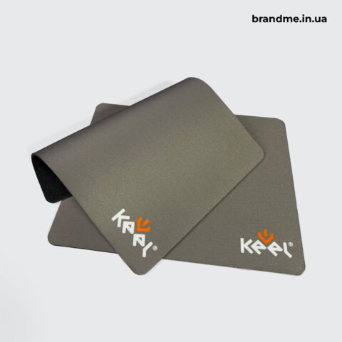 Брендовані килимки для мишки