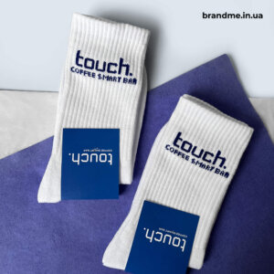 Брендовані шкарпетки Touch з логотипом Трендові білі шкарпетки з фірмовим написом Touch