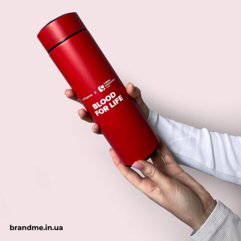 Червоний термос з логотипом Blood for Life