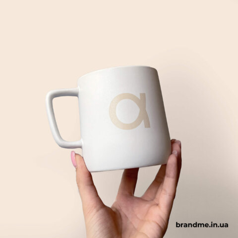 Брендированная чашка с логотипом Корпоративная посуда с логотипом компании