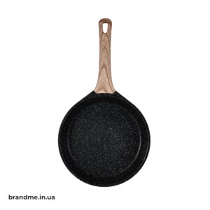 Сковорода с логотипом – практичный корпоративный подарок Сковорода с нанесенным логотипом компании – идеальное решение для брендированного кухонного набора