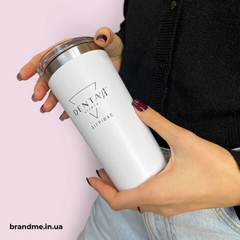 Термочашка з логотипом DENTART Clinic, мінімалістичний друк на матовому корпусі