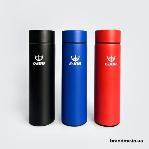 Металеві термоси з логотипом C-JOB у чорному, синьому та червоному кольорах