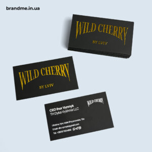 Візитки для Wild Cherry — перше враження, яке запам’ятовується Персоналізовані візитки Wild Cherry для ділового спілкування та презентації бренду